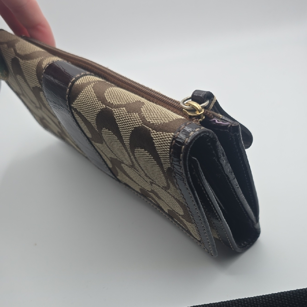 Coach Brown Signature Mono Canvas Continental Wallet W/ Checkbook Holder (EUC)✨️ - Picture 6 of 12